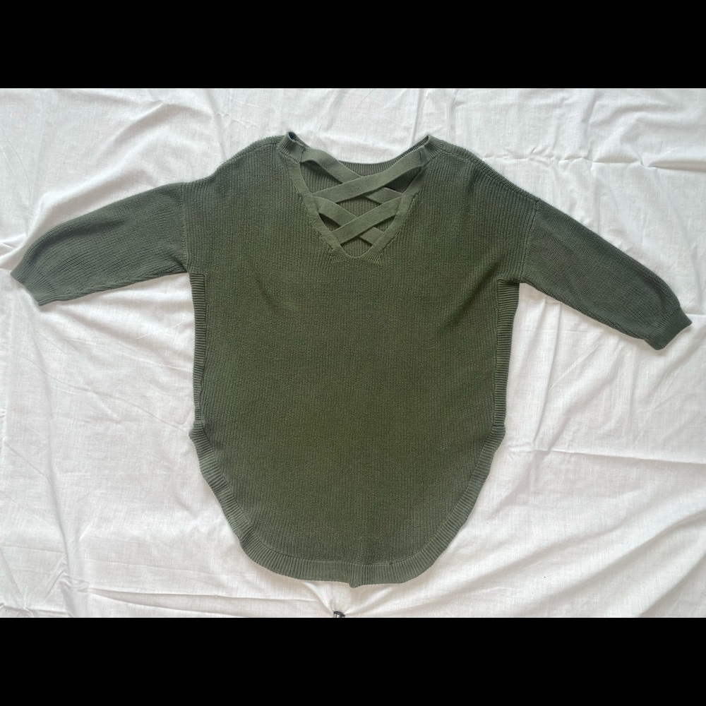 Express, size S, sage green